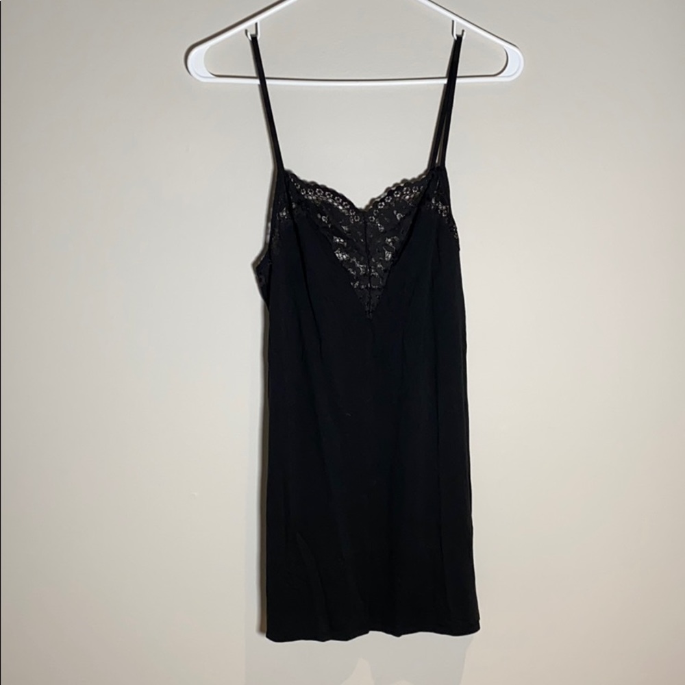 Black Victoria’s Secret pyjama dress. Xs